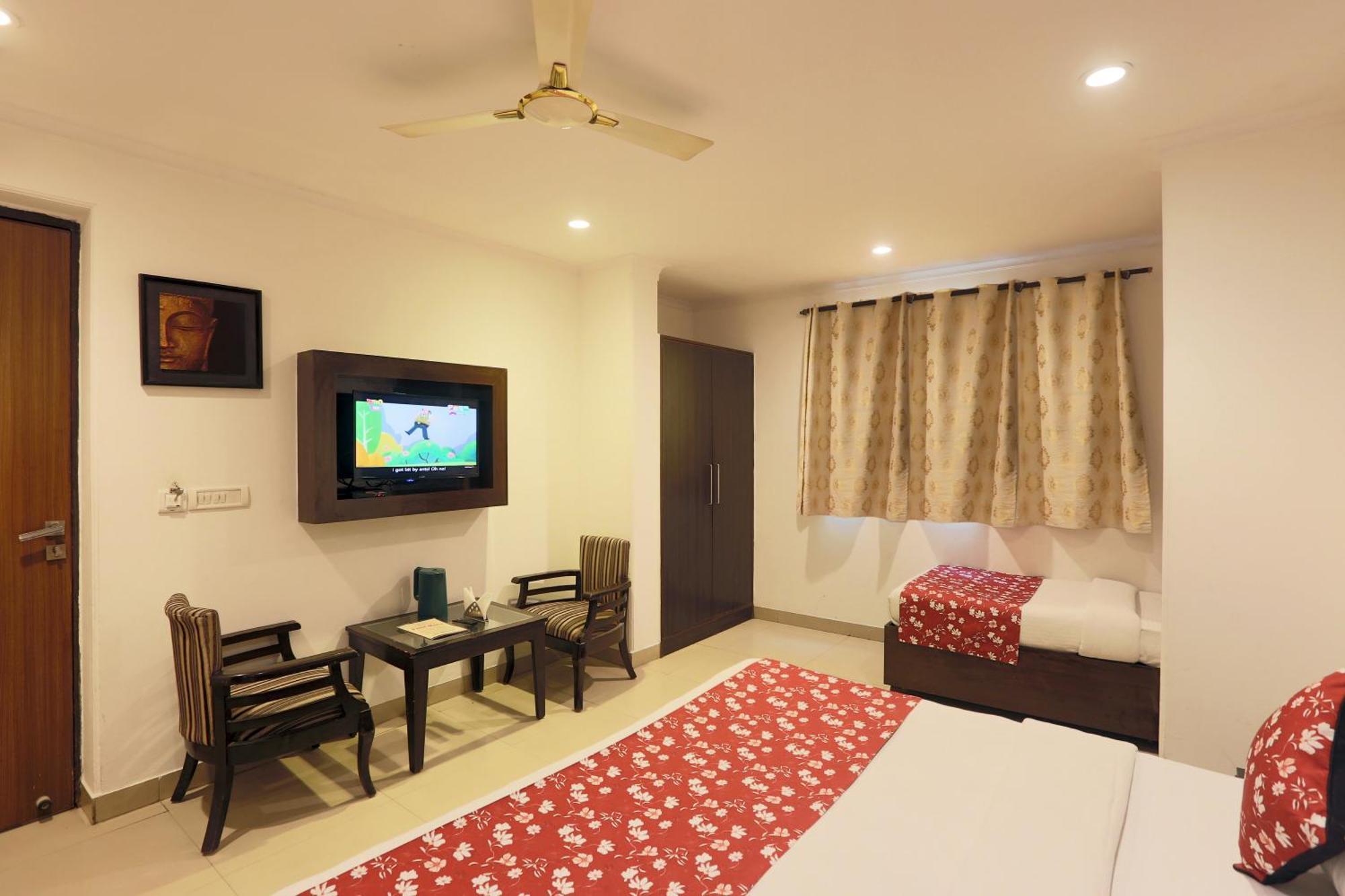 Airport Hotel Chanakya Delhi นิวเดลี ภายนอก รูปภาพ